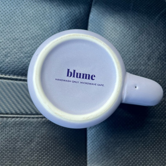 Purple Blume cloud mug - Picture 3 of 4